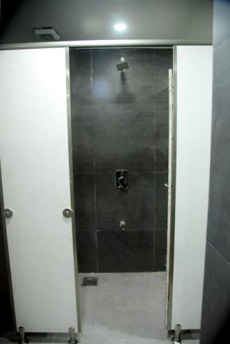 Gallery image of CHARYANA HOTEL AC DORMITORY in Ahmedabad