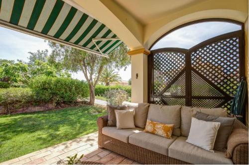Gramacho Golf Bungalow private garden and terrace shared pool