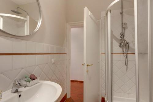 Kupatilo u objektu Mamo Florence - Ghibellina Apartment