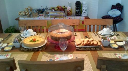 Φαγητό σε αυτό το πανδοχείο ή κάπου εκεί κοντά