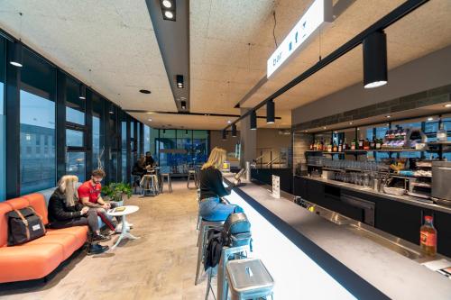 Posedenie v ubytovaní a&o Graz Hauptbahnhof