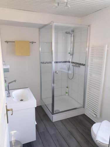 Bilik mandi di Gästehaus Kleiner Muck