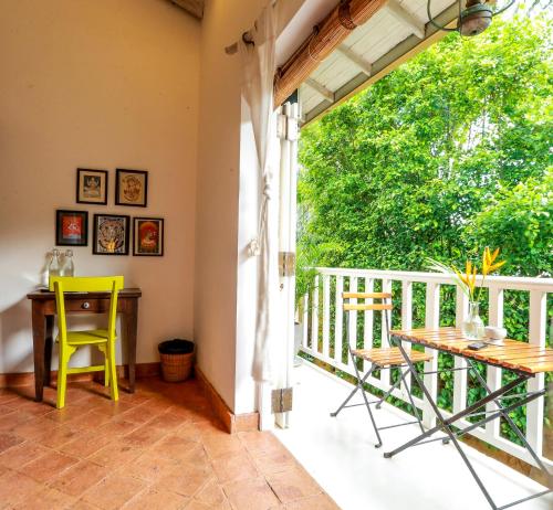 Un balcón o terraza de Mango House - Galle Fort