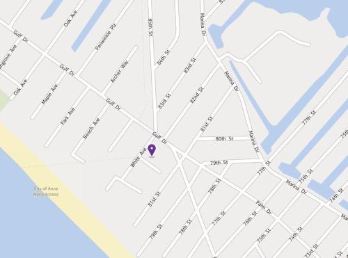 Un mapa con una mancha púrpura. en Queens Gate Resort, en Bradenton Beach