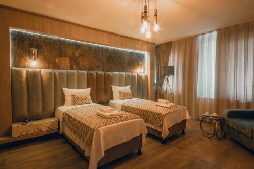 Postel nebo postele na pokoji v ubytování Edrin Gözde Hotel