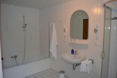 Koupelna v ubytování Ferienwohnung Schmidt, 95131