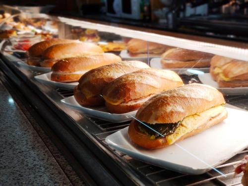 Jídlo v hotelu nebo okolí