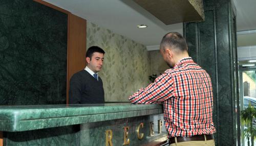 Staff di Lion City Hotel Ankara