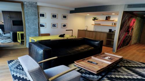 Posezení v ubytování Hotel Indigo El Paso Downtown by IHG