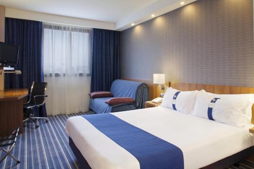 Gallery image of Holiday Inn Express Campo de Gibraltar-Barrios, an IHG Hotel in Los Barrios