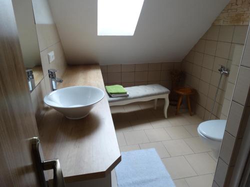 Kúpeľňa v ubytovaní Ubytování u kostela, SEDLO 12os