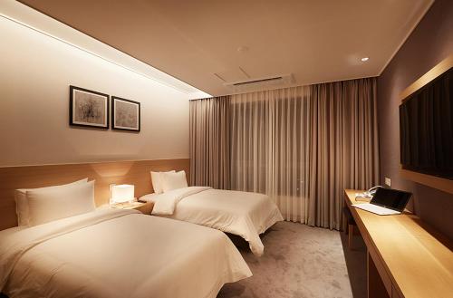 Gallery image of Osong H Hotel Sejong City in Cheongju