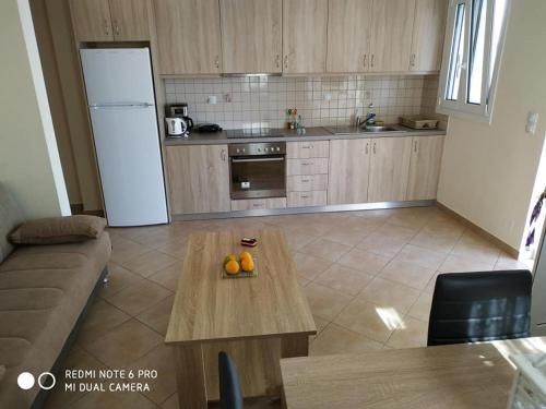 Dapur atau dapur kecil di Alkioni Sea View Apartment