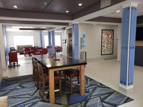 Holiday Inn Express Arlington Interstate 20 Parks Mall by IHG in Arlington