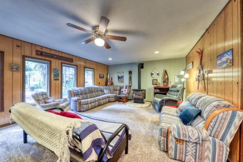 Awesome Payette Lake Cabin – Photos 2