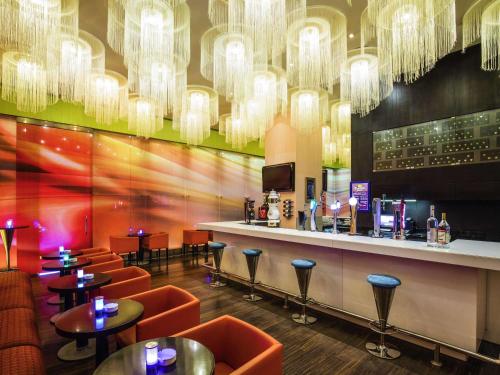 ibis Mall Avenue Dubai Image