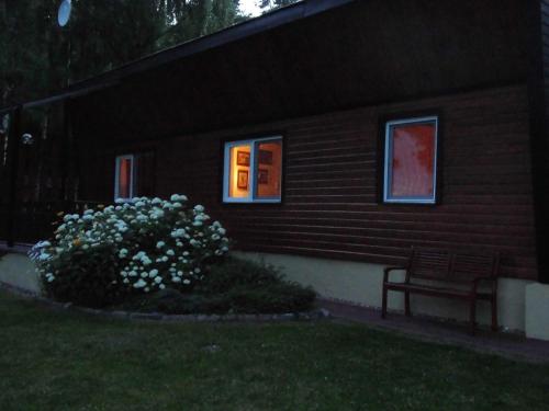 Taman di luar Försterhaus am Linowsee