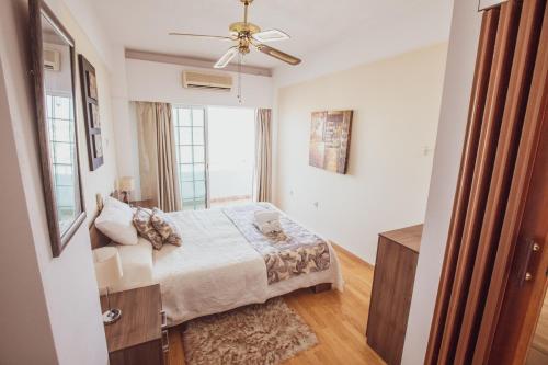 Кровать или кровати в номере Beach Haven
