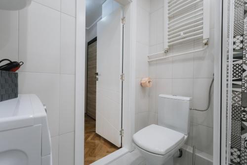 Three Sons Apartment tesisinde bir banyo