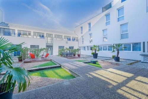 Comfort Suites Pau Idron – Photos 2