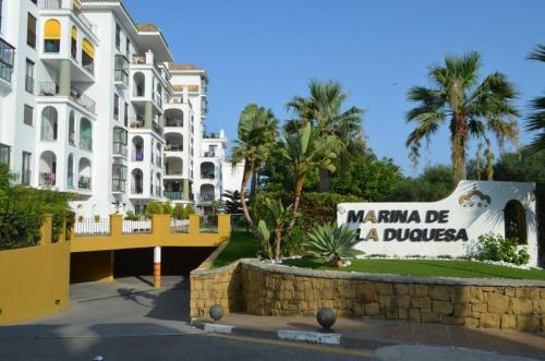 PENTHOUSE Marina La Duquesa