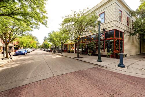 a city street with a building and a street light at The Harrison House in Boise