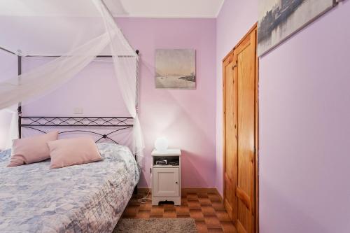 Krevet ili kreveti u jedinici u objektu Dongo Apartment Como Lake