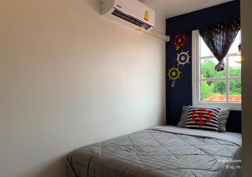 Letto o letti in una camera di Stay Samed Hostel