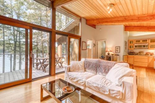 Lily Pond Bungalow – Photos 5