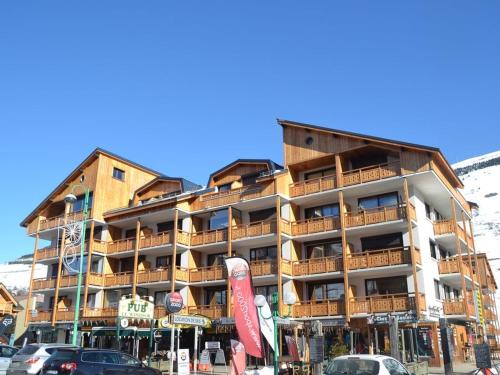 Grand appartement lumineux 53m², 3 pièces, 6 à 8 pers, centre station, pied pistes
