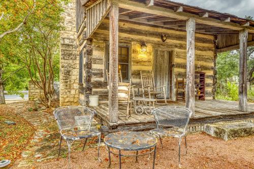 Town Creek Log Cabin – Photos 2