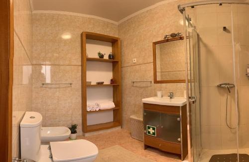 Phòng tắm tại Cantinho da Luz