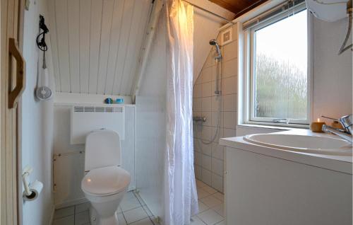 Bjerregårdにある3 Bedroom Amazing Home In Hvide Sandeのギャラリーの写真