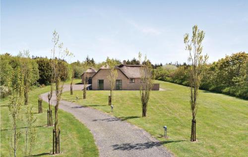 Φωτογραφία από το άλμπουμ του Three-Bedroom Holiday Home In Ulfborg σε Øhuse