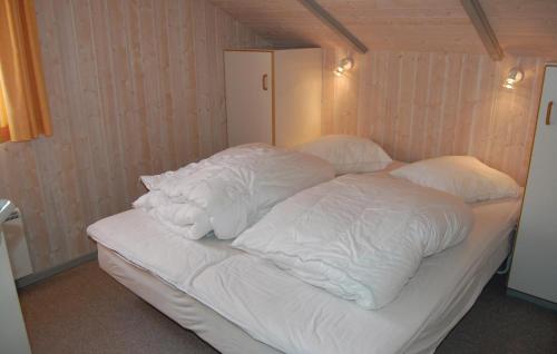 ロモ・キルケビーにあるAwesome Home In Rm With 3 Bedrooms, Sauna And Wifiのギャラリーの写真