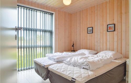 Nørre LyngbyにあるNice Home In Lkken With 3 Bedrooms, Sauna And Wifiのギャラリーの写真