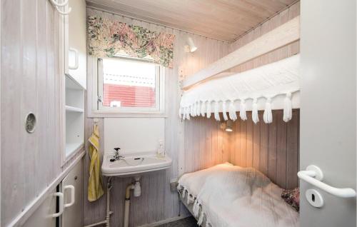 Vester VidstrupにあるNice Home In Hjrring With 2 Bedrooms And Wifiのギャラリーの写真