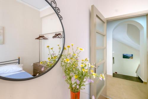 Home with Courtyard in Beating Heart of old Town!