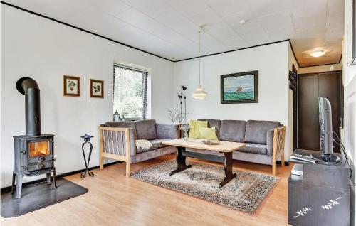 Posezení v ubytování Two-Bedroom Holiday Home In Sydals