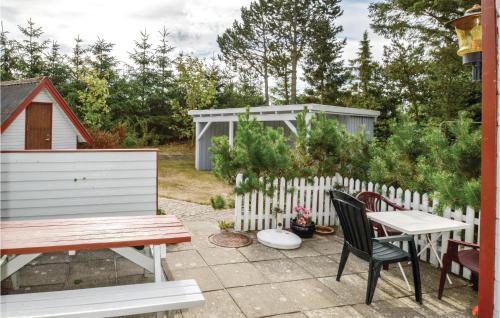 Κήπος έξω από το Holiday Home Hellesvej Løgstør Xi