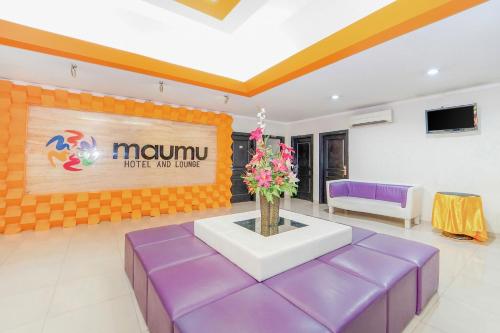 El vestíbulo o zona de recepción de Maumu Hotel & Lounge