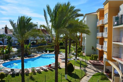 O vedere a piscinei de la sau din apropiere de Balcony View Albufeira