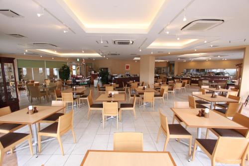 Εστιατόριο ή άλλο μέρος για φαγητό στο Hotel Yugaf Inn Okinawa
