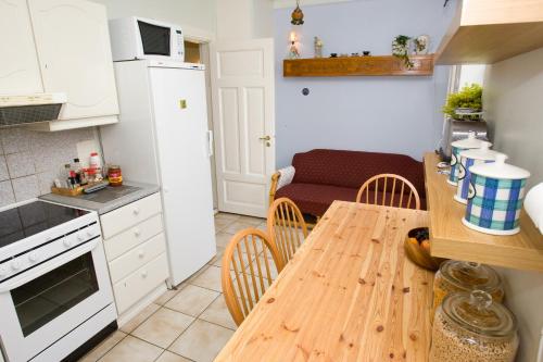 Cuisine ou kitchenette dans l'établissement Butterfly Guesthouse