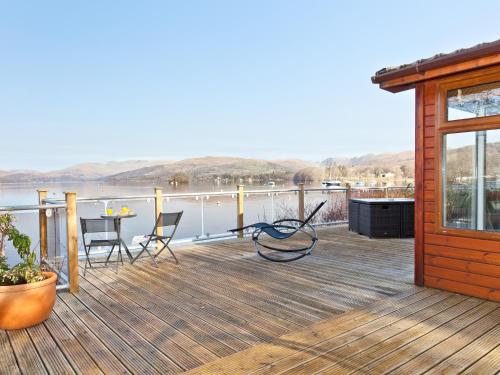 Lodge on the Lake – Photos 2