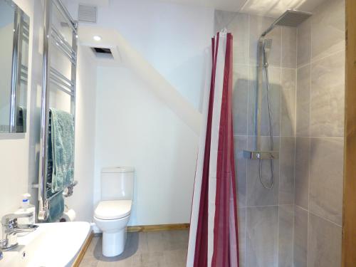 Et badeværelse på Woodland Cottage