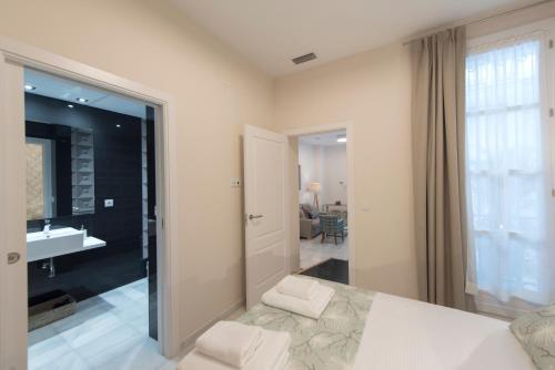 Gallery image of Céntriko Apartments Quintero 40 in Seville