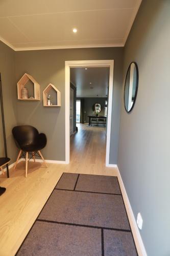 Gallery image of Modern apartment with seaview in Hamarvik