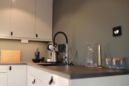 Gallery image of Modern apartment with seaview in Hamarvik
