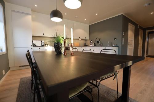 Gallery image of Modern apartment with seaview in Hamarvik